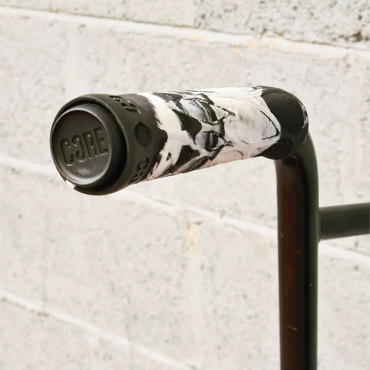 CORE Bar Ends (Pair) - Pink