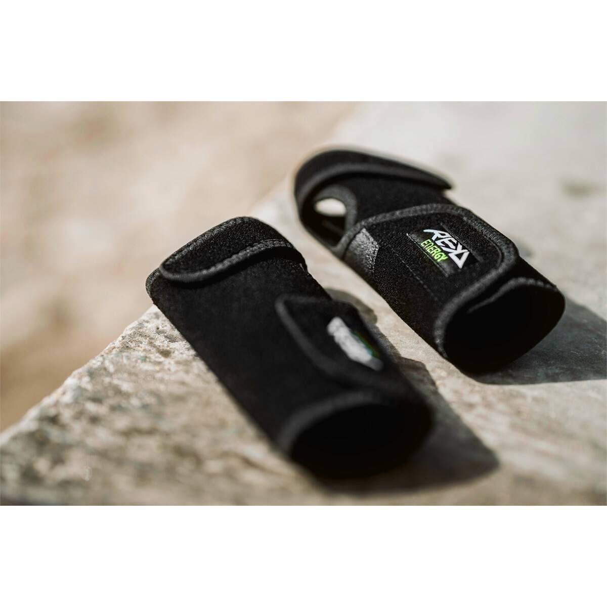 REKD Energy Freedom Wrist Guards - Black
