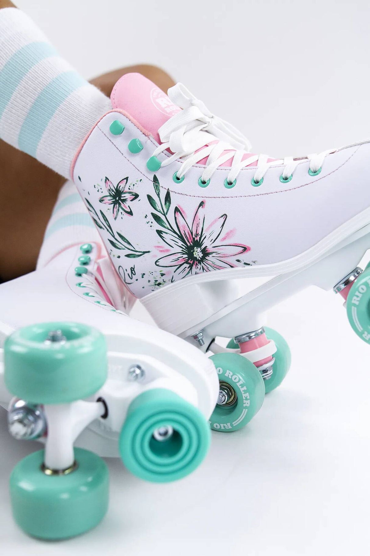 Rio Roller Artist Series Quad Roller Skates - Flora