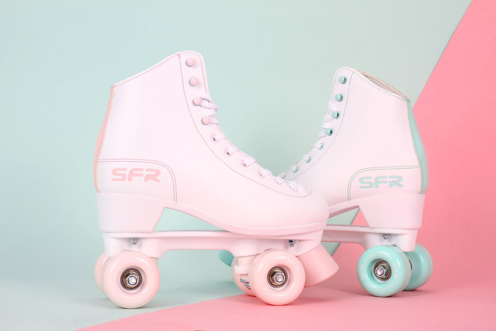 Best Roller Skates for Beginners - A SkateHut Guide
