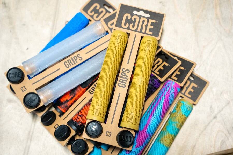 CORE Skinny Boy 170mm Scooter Grips - Gum