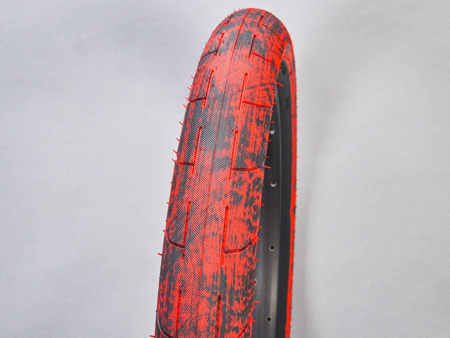 Mafiabike Lagos RSR 20" BMX Tyre - Red/Black Marble (PAIR)
