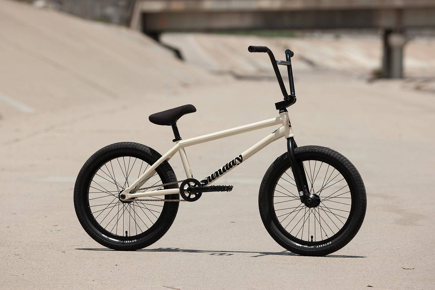 Sunday 2022 Soundwave Cassette Complete BMX - Gary Young Signature